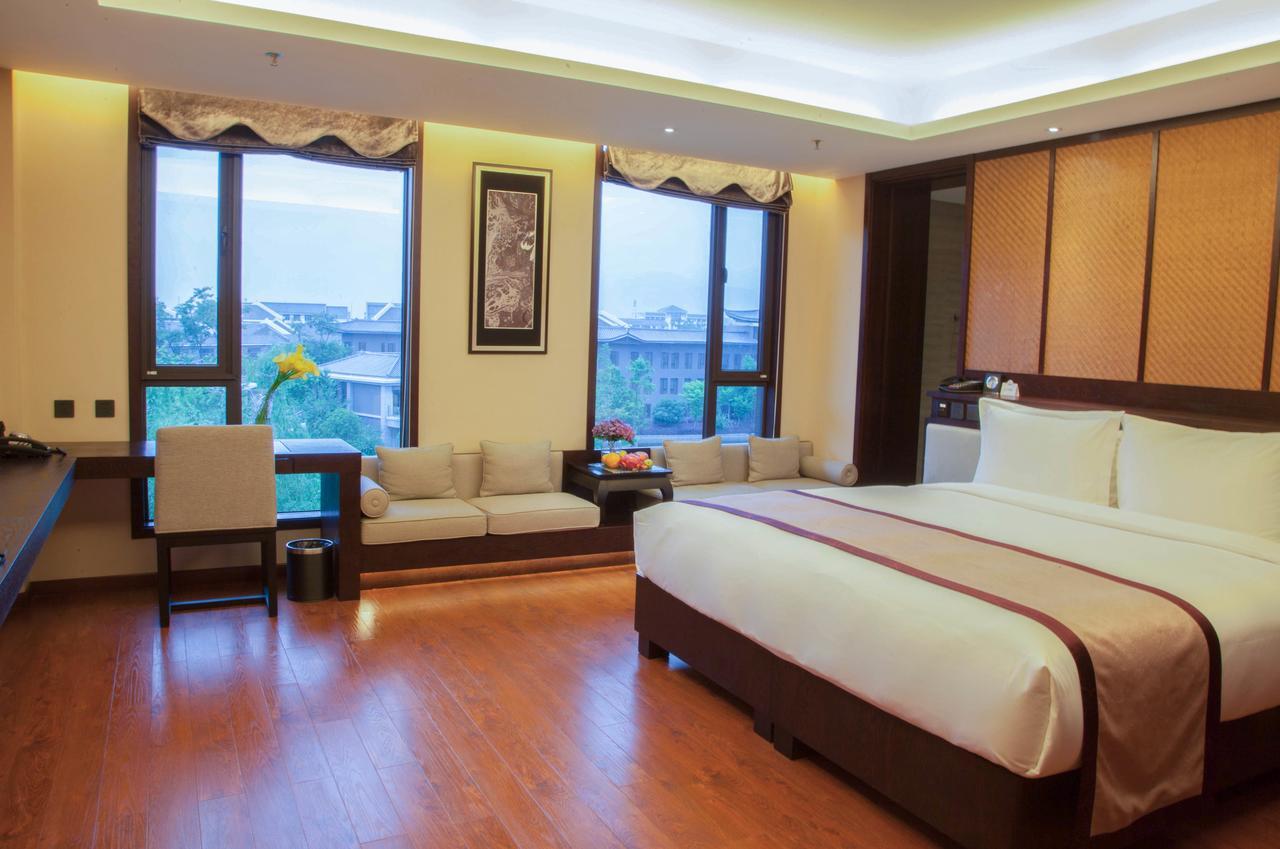 Cloud Luo Ping Hotel Luoping Exterior foto