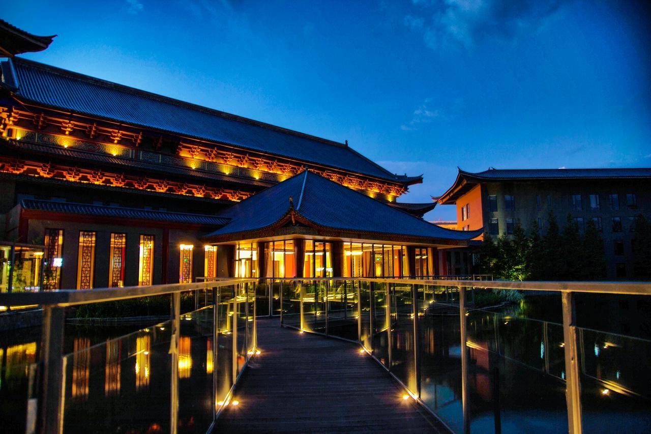 Cloud Luo Ping Hotel Luoping Exterior foto