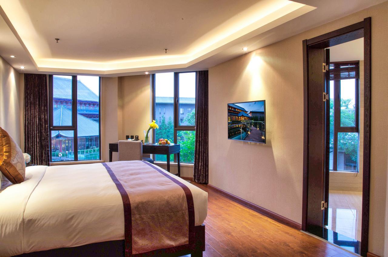 Cloud Luo Ping Hotel Luoping Exterior foto