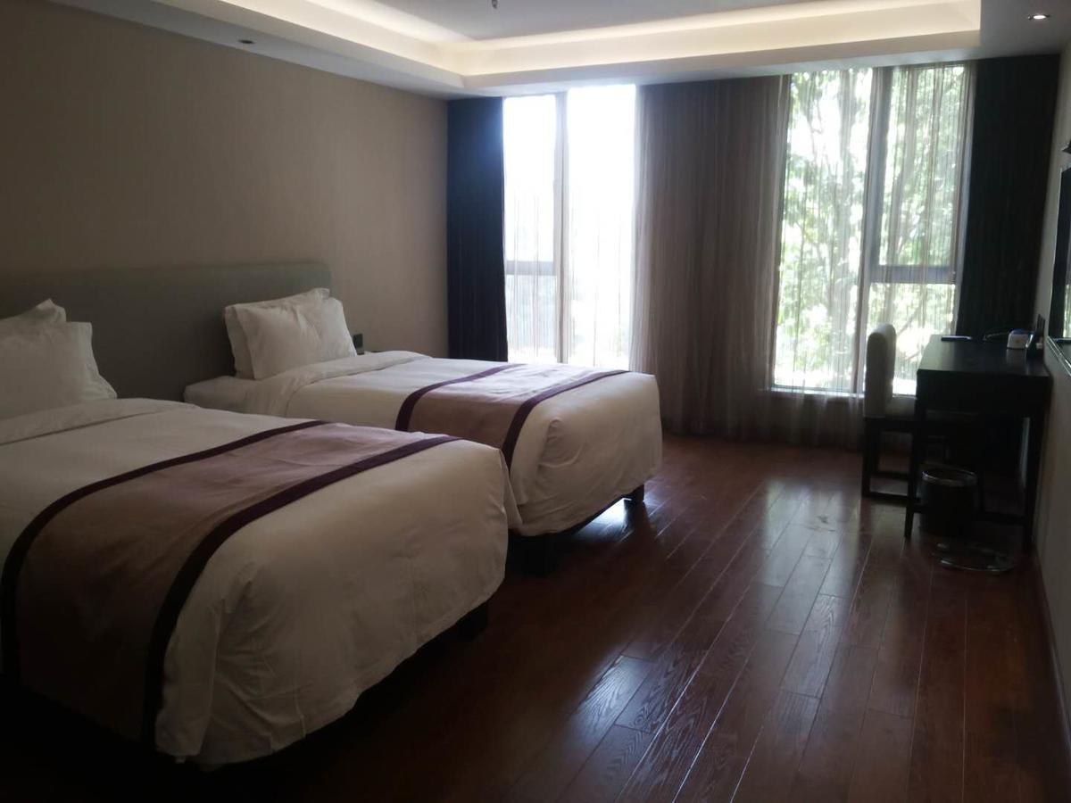 Cloud Luo Ping Hotel Luoping Exterior foto
