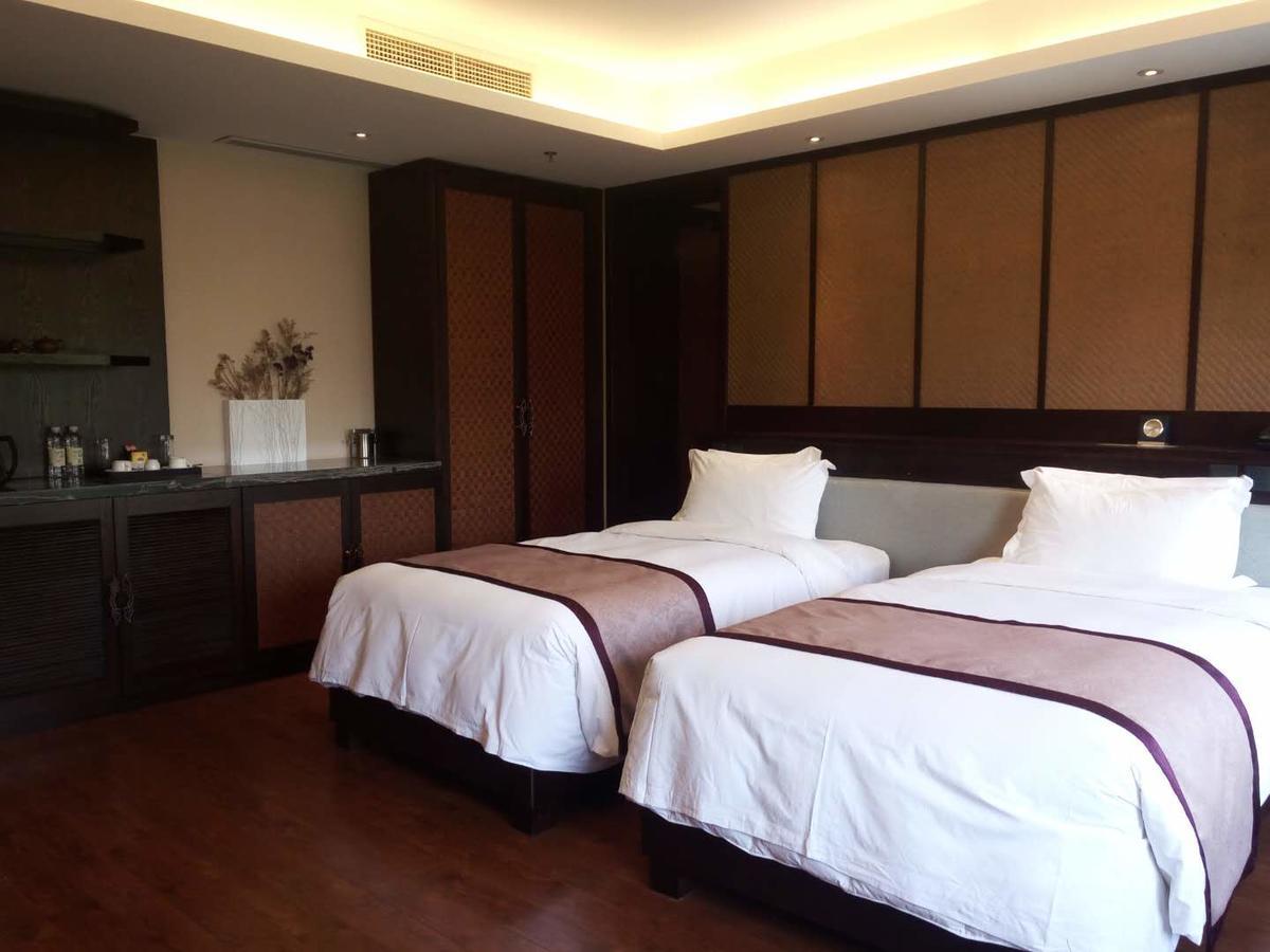Cloud Luo Ping Hotel Luoping Exterior foto